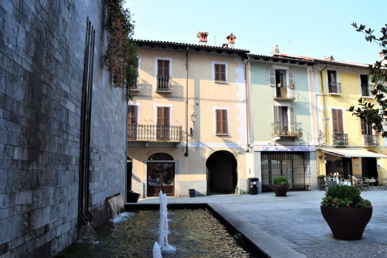 Appartamento Bilocale Vecchio Borgo Borgosesia Esterno foto